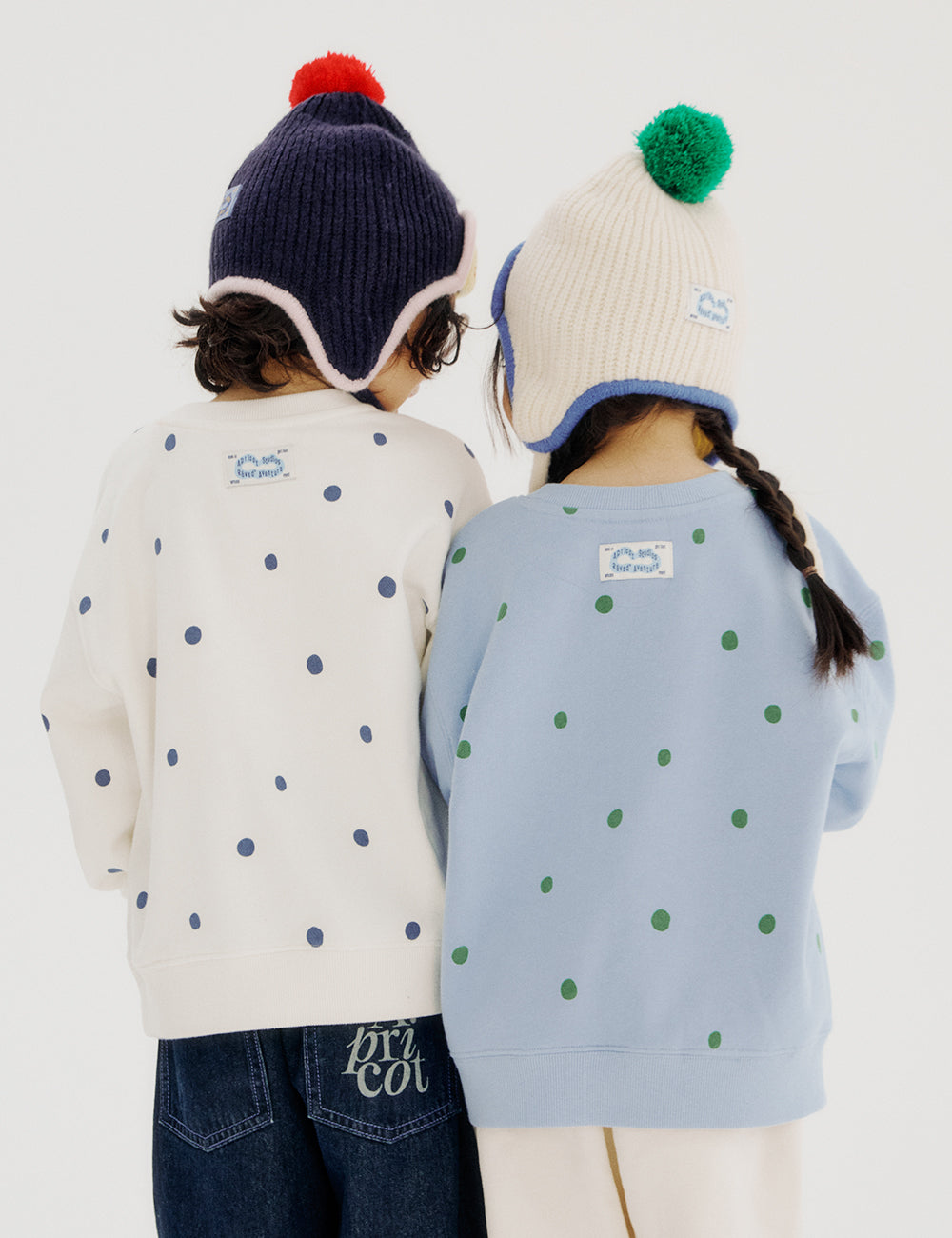 Dot Sweatshirt_product_main_02_00_3.jpg