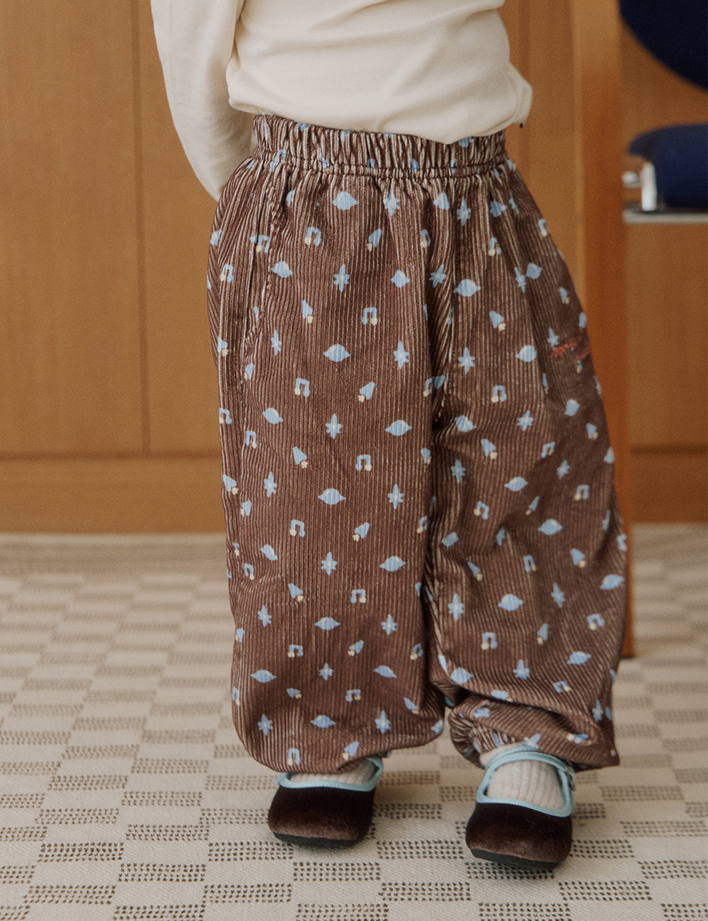 seve-balloon-corduroy-pants_product_main_00_썸네일 1.jpg