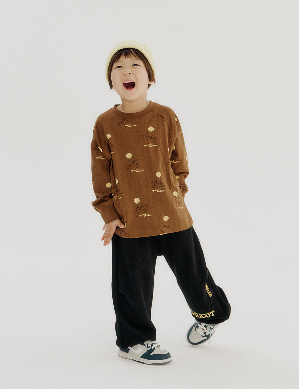 Togom Balloon T_shirt_product_main_01_02.jpg