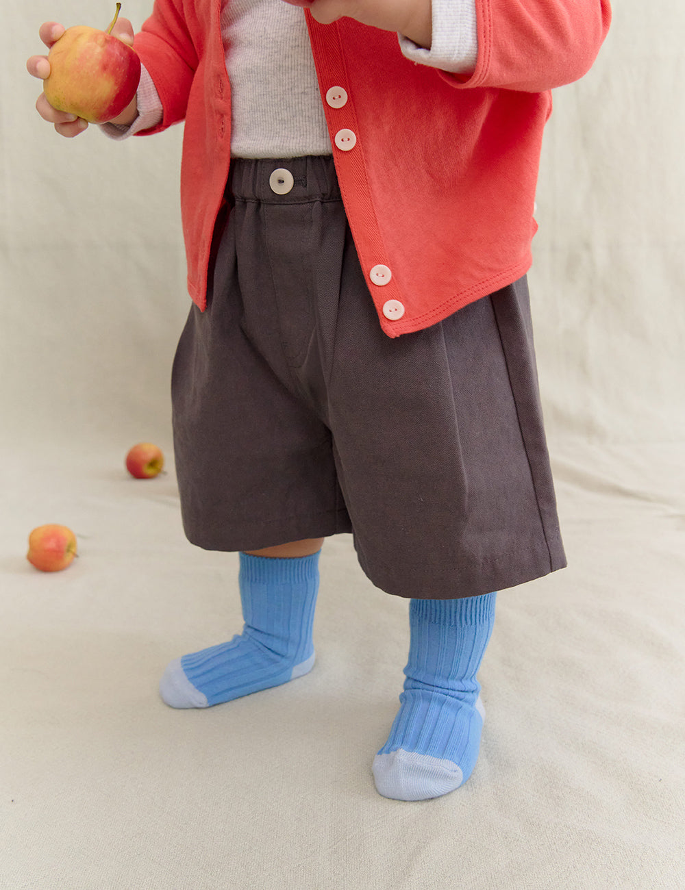 babycot-ordinary-6-length-pants_product_main_00_sub01.jpg